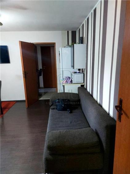 DAMBOVITA - 3 CAM - CENTRALA/AC - ANVELOPAT - PARTER - ZONA EXCELENTA
