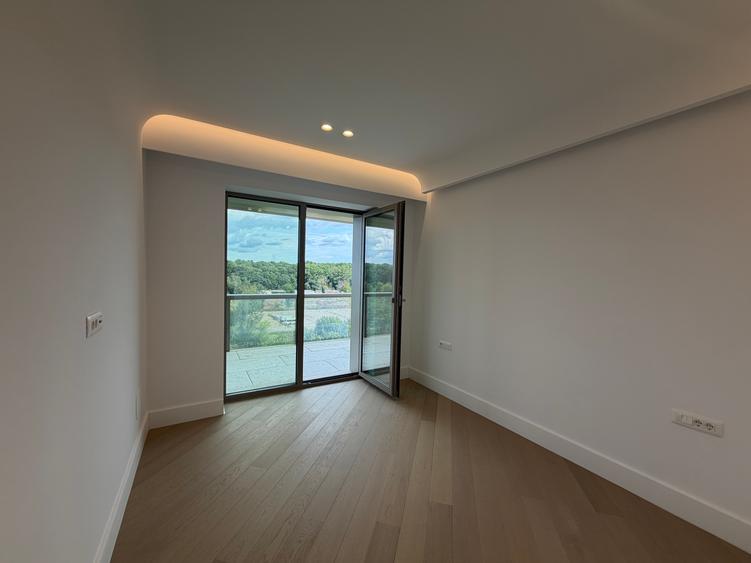 Apartament în Cortina 126,parcare inclusă,terasă 40mp