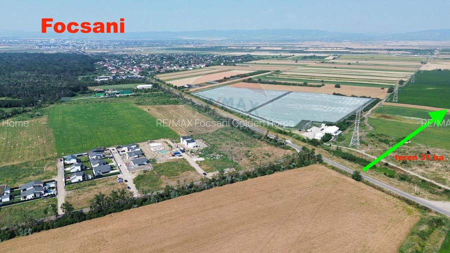 Teren 31HA patrat la drum Vanatori - 3