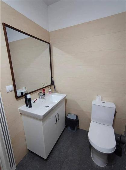 Camera in apartament zona CUG - cartier Visoianu