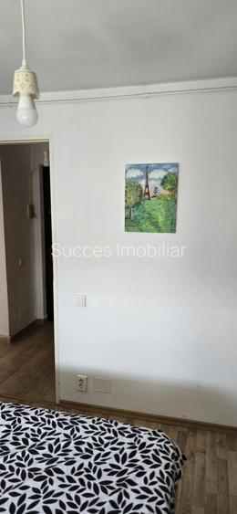 1 Mai - Clucerului, 2 camere, etaj 10,dec, proaspat renovat,mobilat modern, €450