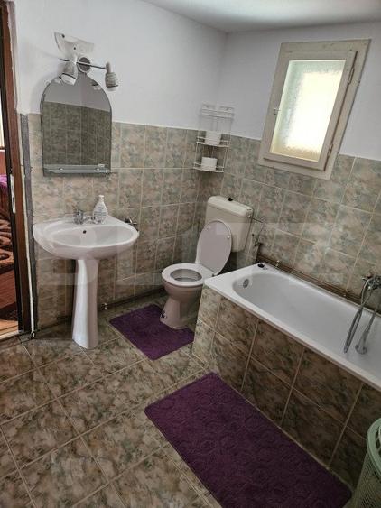 Casă spațioasă, 5 camere, 120 mp. zona Vadul Moților