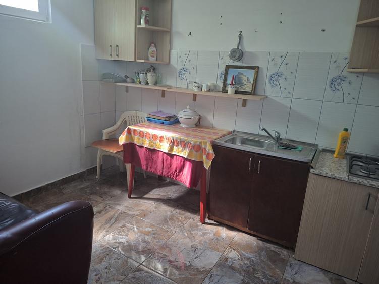 Casă tip duplex D+P+1E+M de vânzare – Ploiesti, Strada Granitului