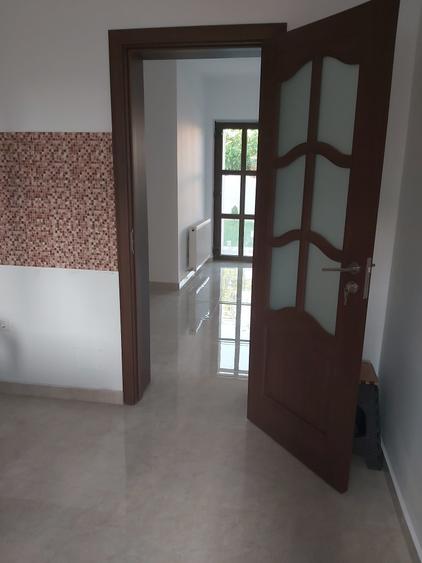 Vila Individuala 5 camere, 4 bai, teren 500 mp! LA CHEIE