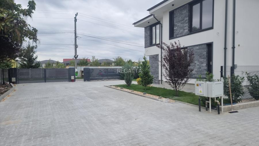 Complex rezidential cu 7 vile langa Laguna Albastra - 32