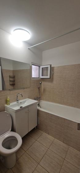 Apartament 3 camere decomandat,Piata Muncii