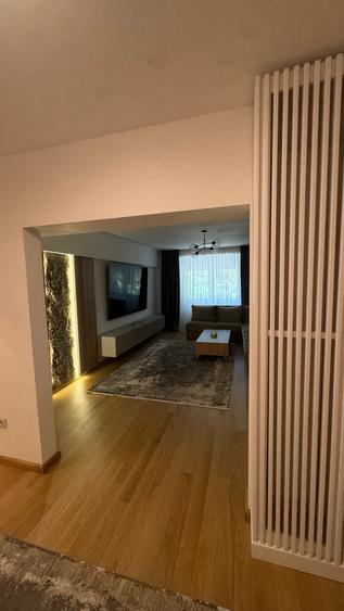 4 camere / RENOVAT COMPLET/ Bd. DECEBAL – Rond Alba Iulia / UNIRII