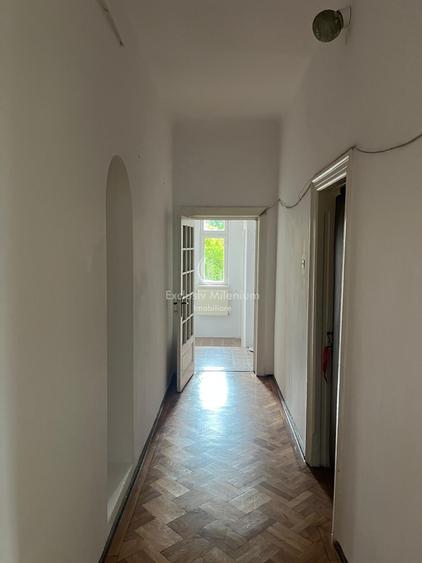 Domenii - Arcul de Triumf /Casin Spatiu Birouri la Vila/Casa + Curte si Garaj