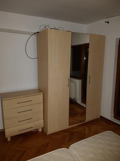 Apartament 4 camere - Zona Lipovei