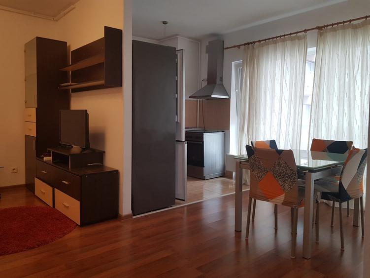 Inchiriere apartament 2 camere, centrala, parcare, Complex Rasarit de Soare