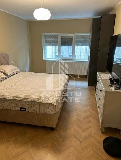 Apartament 2 camere, etaj intermediar, renovat in Piața Libertatii
