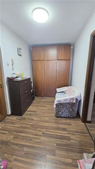 Apartament 3 decomandate, mobilat, zona Tic Tac