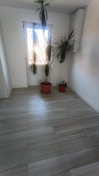 Casa P+1 de vanzare, 125 mp, zona Romanesti