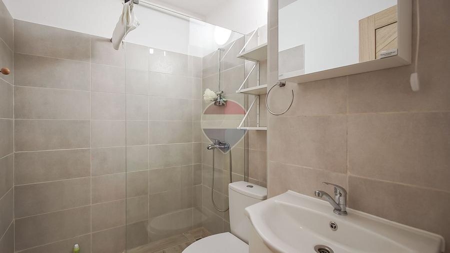 Garsonieră complet renovată de vânzare – Str. Soarelui | Parter
