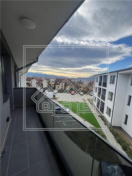 Apartament de inchiriat in Selimbar, 2 dormitoare, 2 bai, ansamblu nou