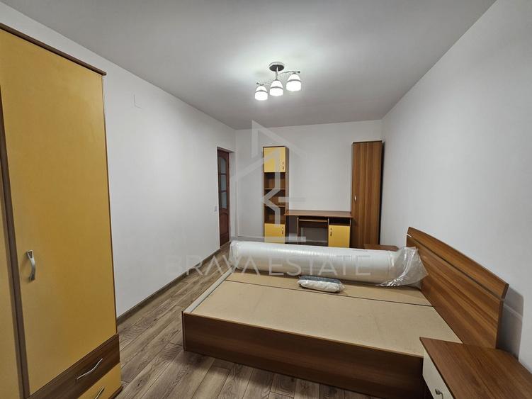 Apartament 3 camere, 100mp, 2 băi, 2 balcoane, 2 parcări, str Pădurii