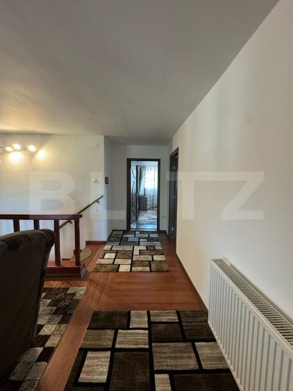 Casa cu 6 camere in Cristur, 287mp