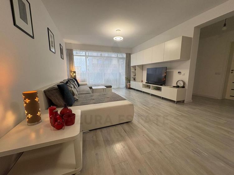 Apartament modern 3 camere 83 mp utili 2 băi parcare zona Șelimbăr