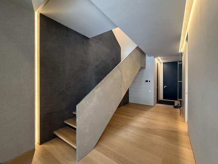 Vilă contemporană premium cu piscină, 500mp construiți, garaj 2 masini