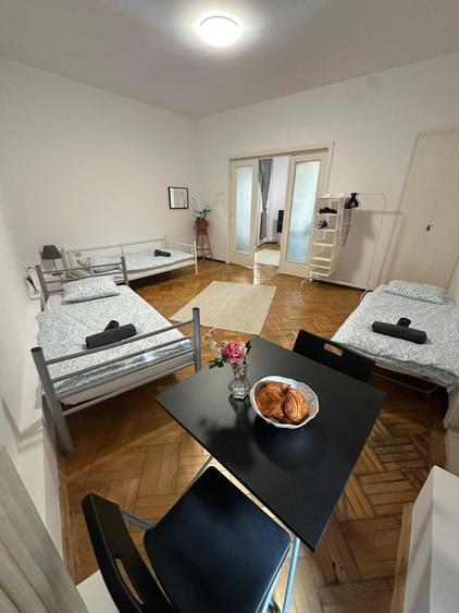 Apartament 3 camere Strada Smardan-Centrul Vechi