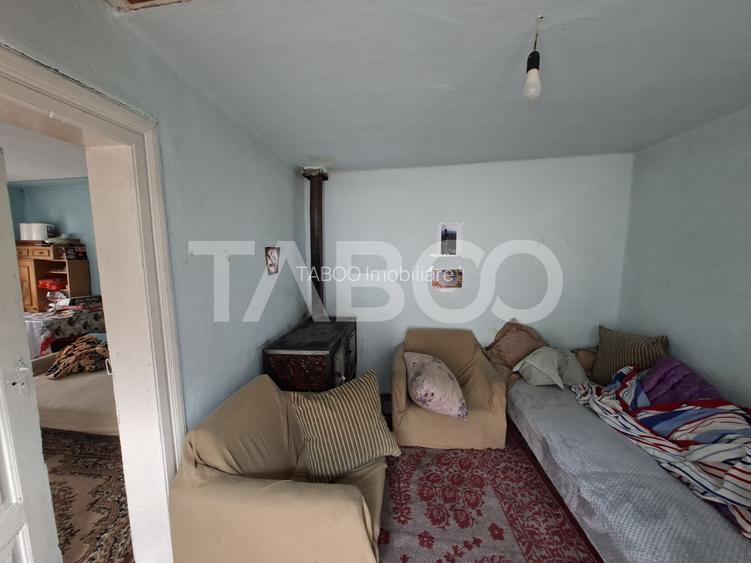 Casa individuala de vanzare in Poplaca -acces auto si strada asfaltata - 6