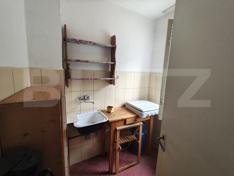 Garsonieră spațioasă, la etaj 1, în Rogerius