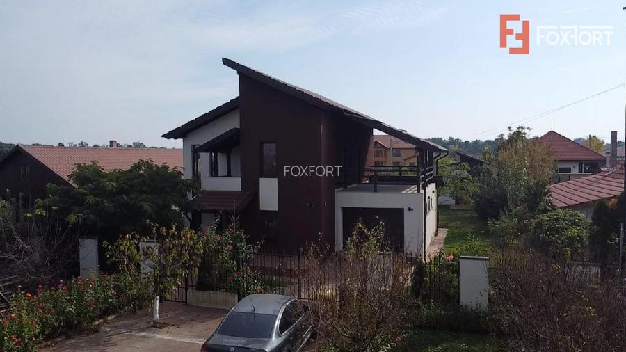 Casa individuala cu 5 camere de vanzare in Sag - ID V155 - 2