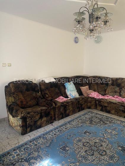 Casa 6 camere de vanzare zona KM 5 - 4
