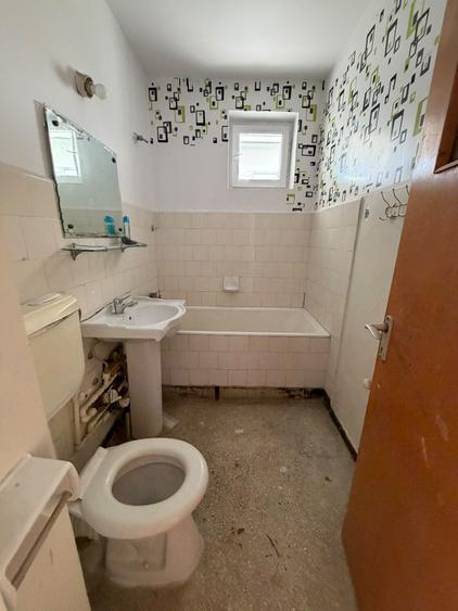 Apartament 2 camere de Vanzare Lujerului/Militari (Metrou 1-2 minute)