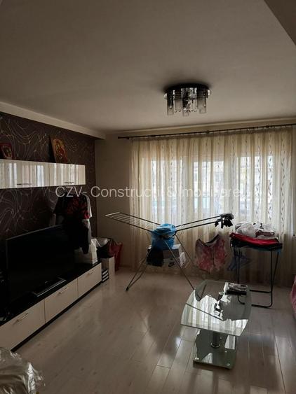 Apartament cu 3 camere , str. Bozieni - 2