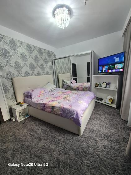 VILA DE LUX CU DOTARI SI MOBILIER PREMIUM POZITIE LA INALTIME