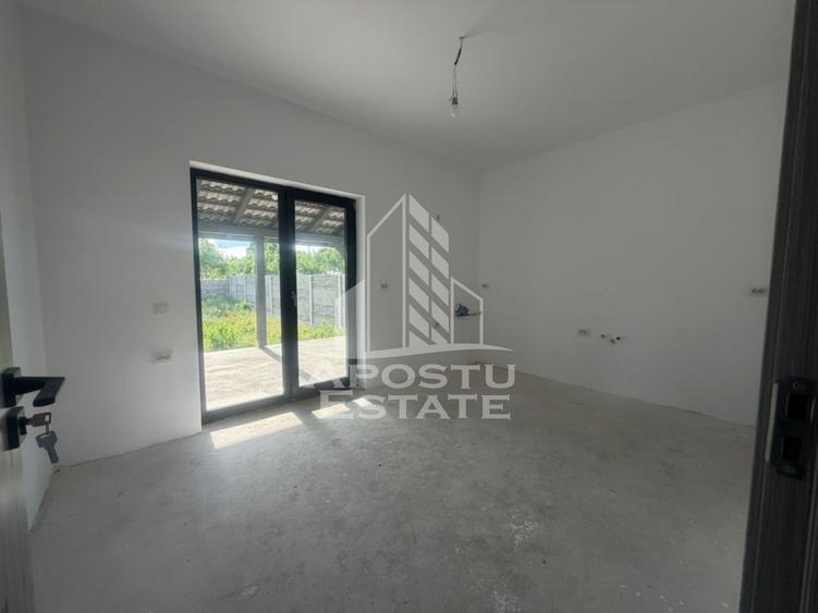 Casa individuala, 5 camere, 465mp teren, in Sanandrei