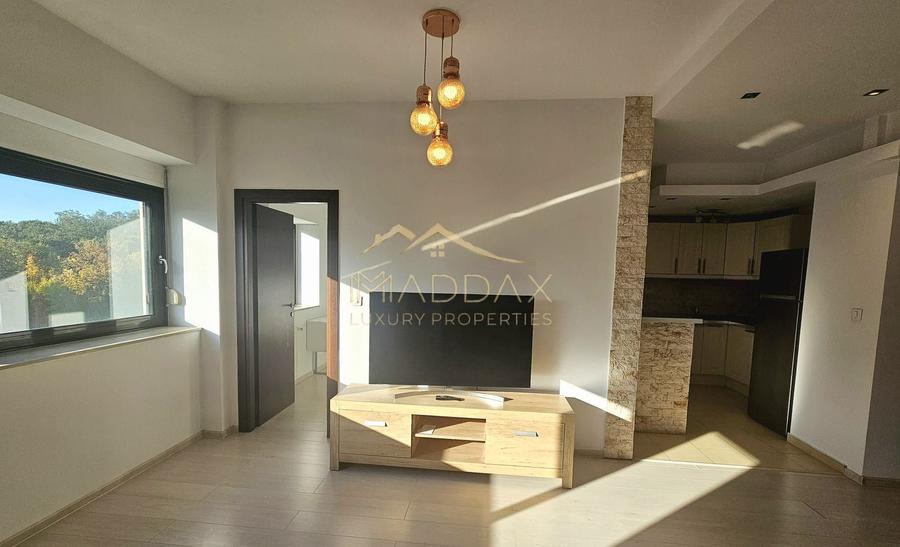 3 Camere | 77 mp Utili | Boxă Inclusă | Piscină & Fitness | Lângă Pădurea Băneas
