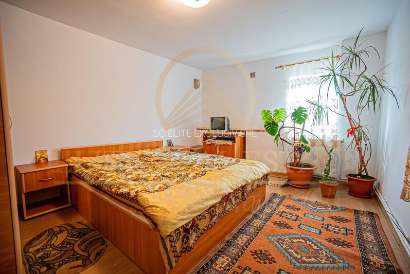 Casă cu 2 unități locative | Zona Trocadero | Plata cash - 4