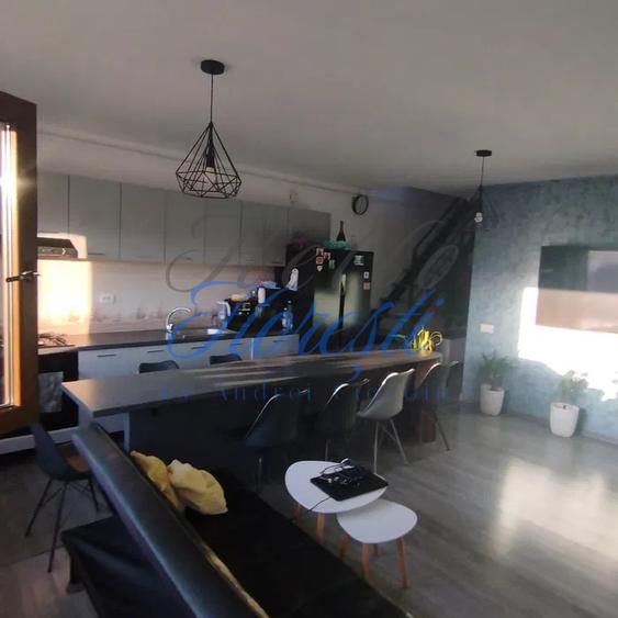 Apartament 4 camere , 120 mp ,zona Stejarului Floresti