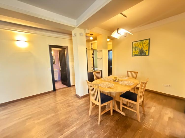 Inchiriez apartament 3 camere Mehala 550 euro
