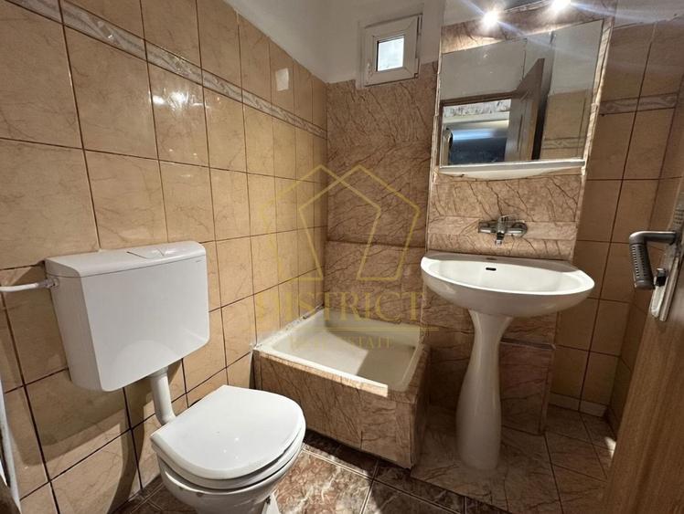 Apartament spatios cu 4 camere | Zona Sagului