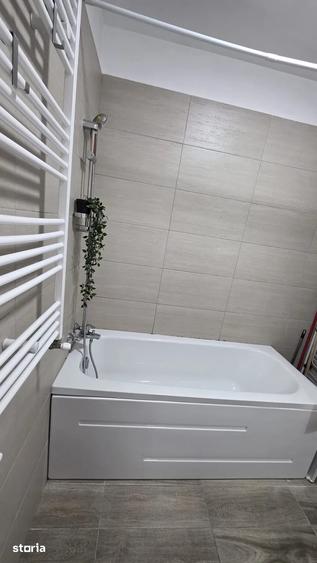Apartament 2 camere / cartierul solar / utilat / mobilat / centrala / piscina