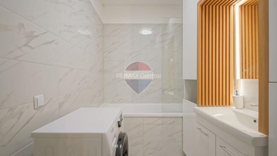 Apartament 2 camere de vânzare | Parcare și boxă | Zona Tractorul