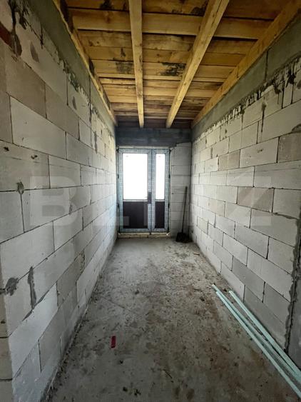 Casa de vanzare, 150 mp, zona Sendreni