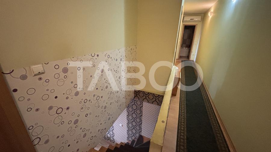 Apartament de vanzare cu 4 camere 103 mpu+ balcon zona Turnisor Sibiu