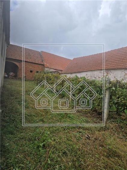 Casa individuala cu gradina, teren 1278 mp, sat Ludos, jud Sibiu