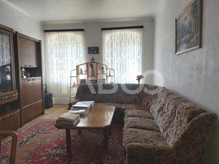 Apartament spatios la casa 97 mpu 3 camere 20 mp gradina pivnita