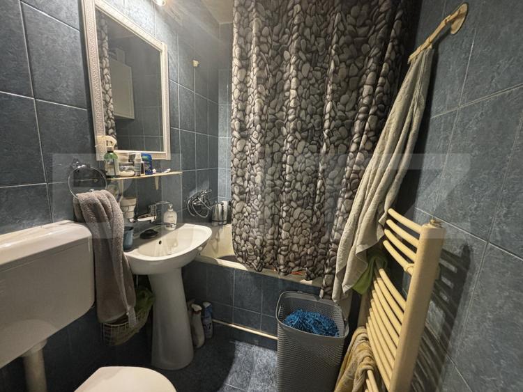 Apartament de vanzare, cu 3 camere, zona Micro 14