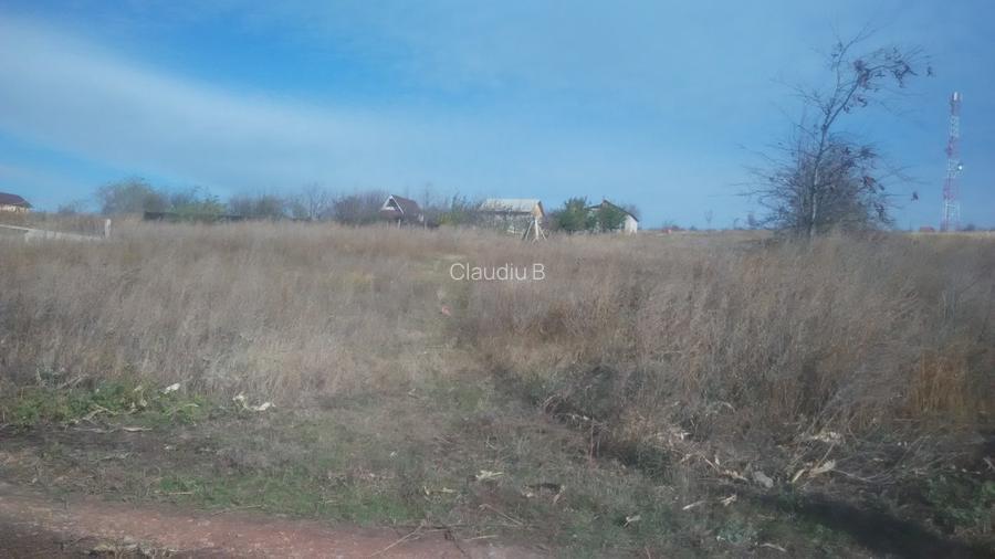 Iasi - zona metropolitana Tomesti deal - Chicerea, intravilan, 3.000 mp - 4