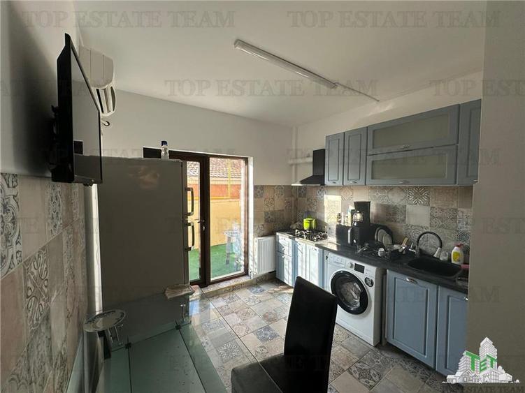 VILA MAMAIA NORD 30 DE CAMERE