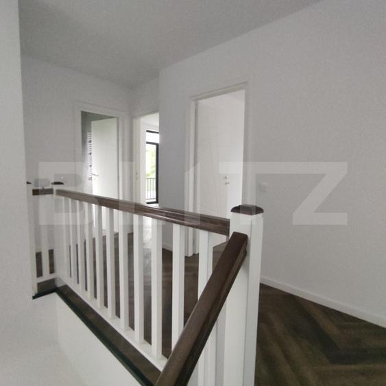 Reședință 130 mp, teren 432 mp, zona Bârnova