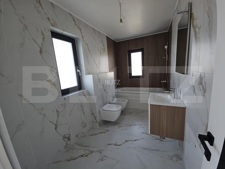 Vila de lux cu 4 camere in Tomesti - 16