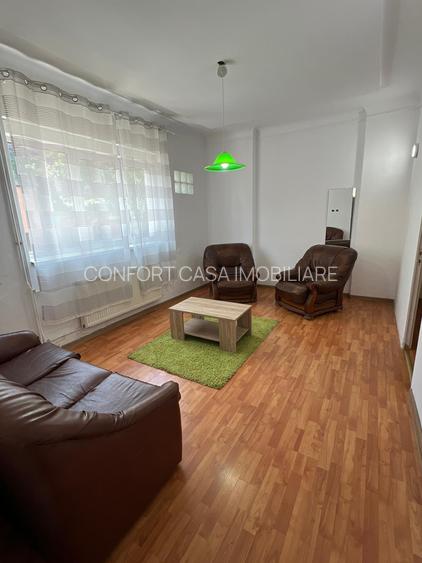 Calarasilor- Piata Muncii, vila 8 camere singur curte si teren 197 mp, - 9