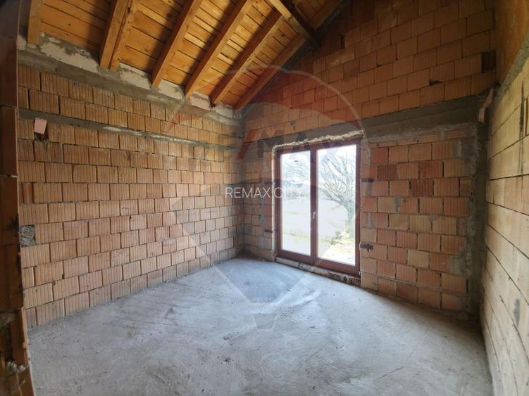 Teren intravilan + casă la roșu de vânzare – Vădurele, jud. Neamț - 23